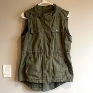 Gap Hooded Utility Vest